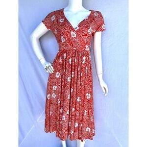 60s/70s Floral Waves Red A-line Dress